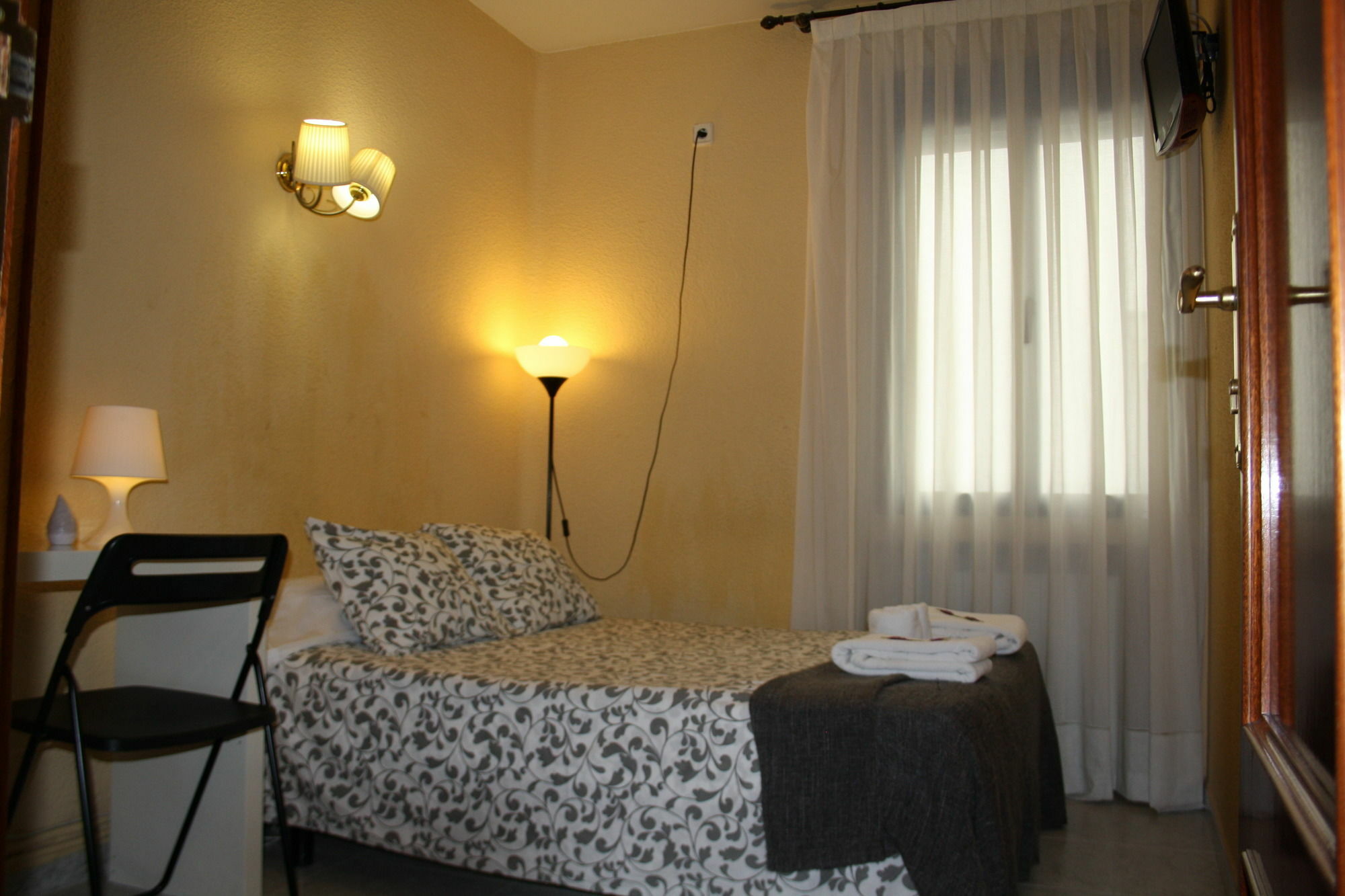 Rofer Guest house *