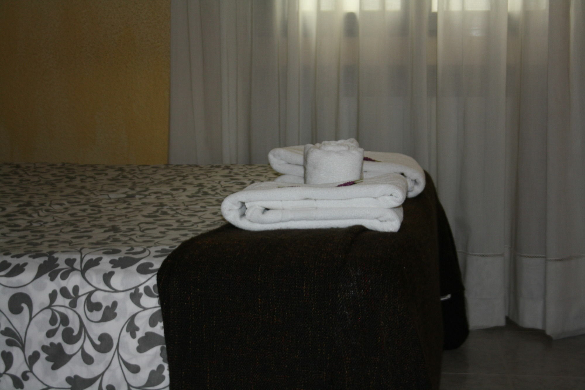 Rofer Guest house Madrid