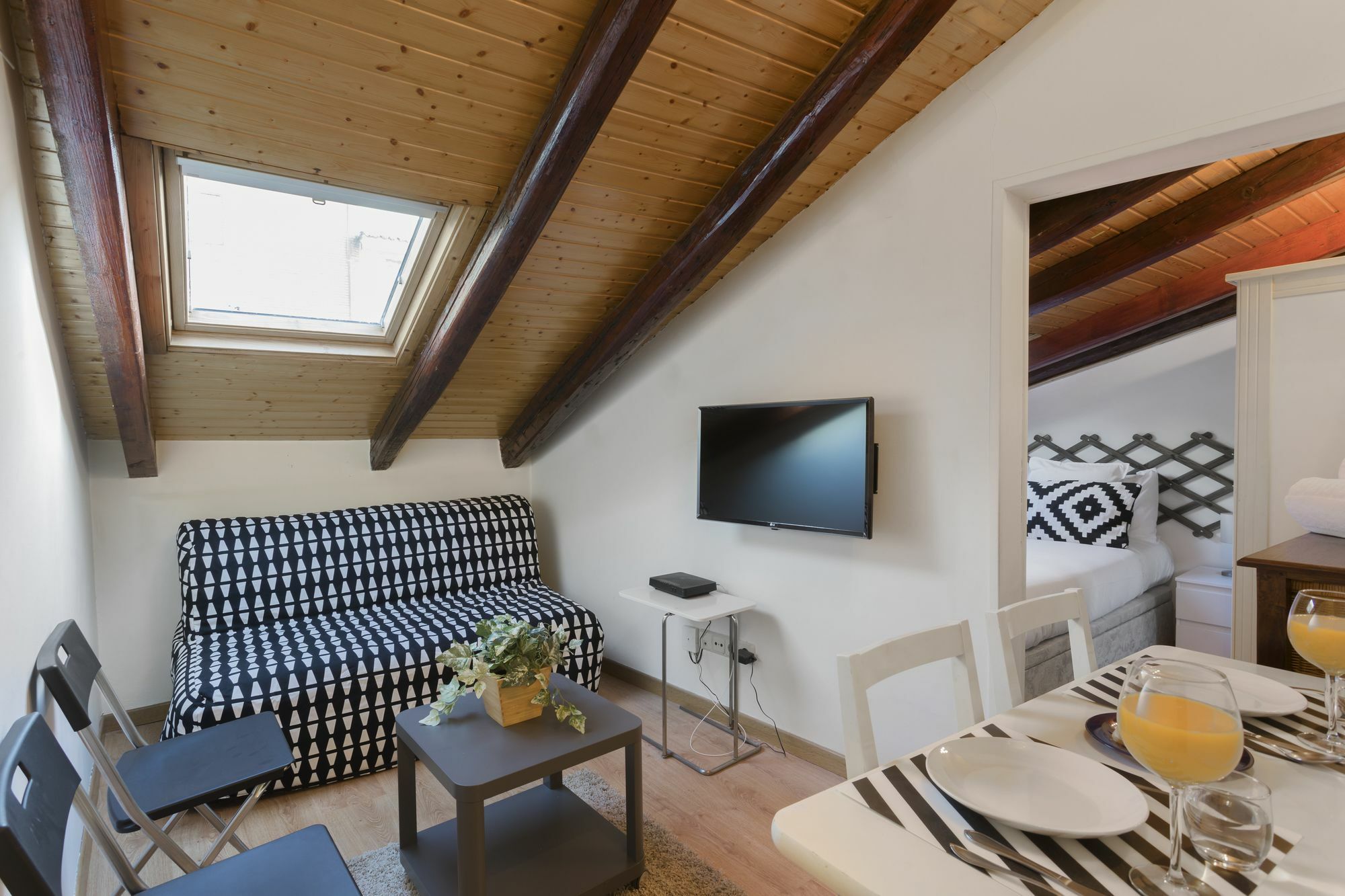 Goya I Apartment