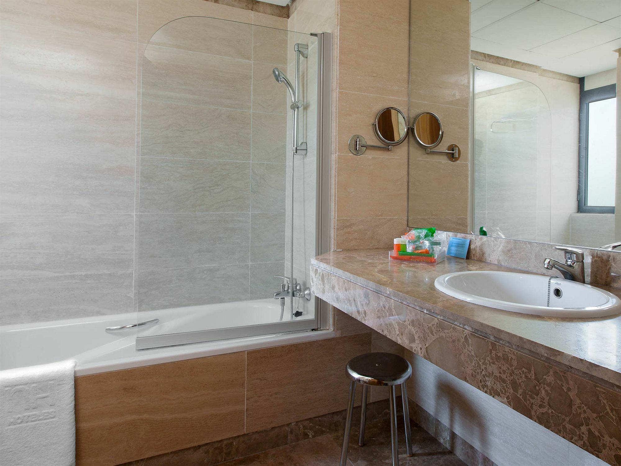 Aparthotel Th La Florida Madrid