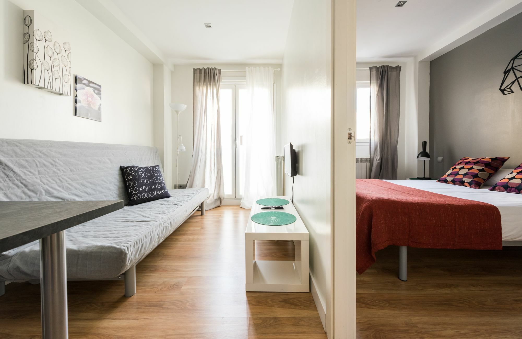 Smartrentals Delicias * Madrid