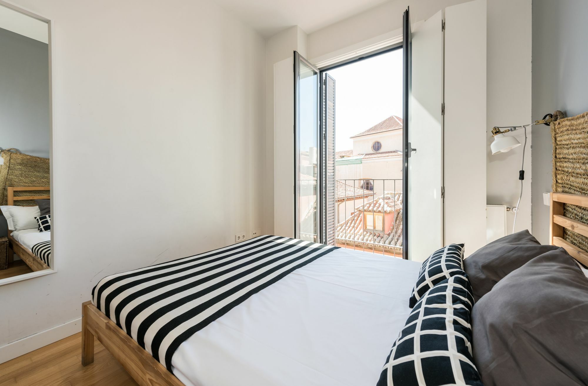 Apartment Smartrental Puerta Del Sol Madrid