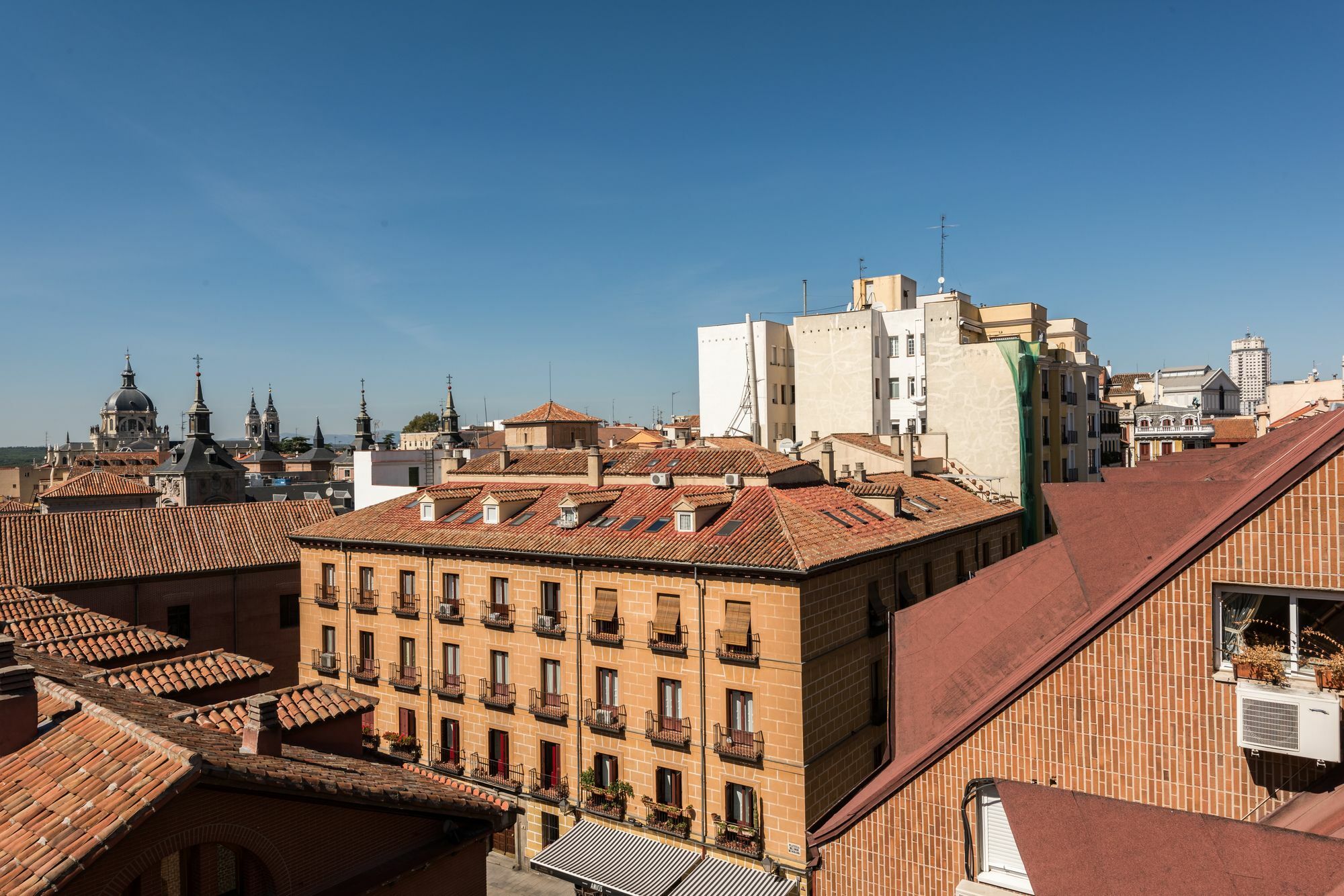 Smartrental Puerta Del Sol Apartment *