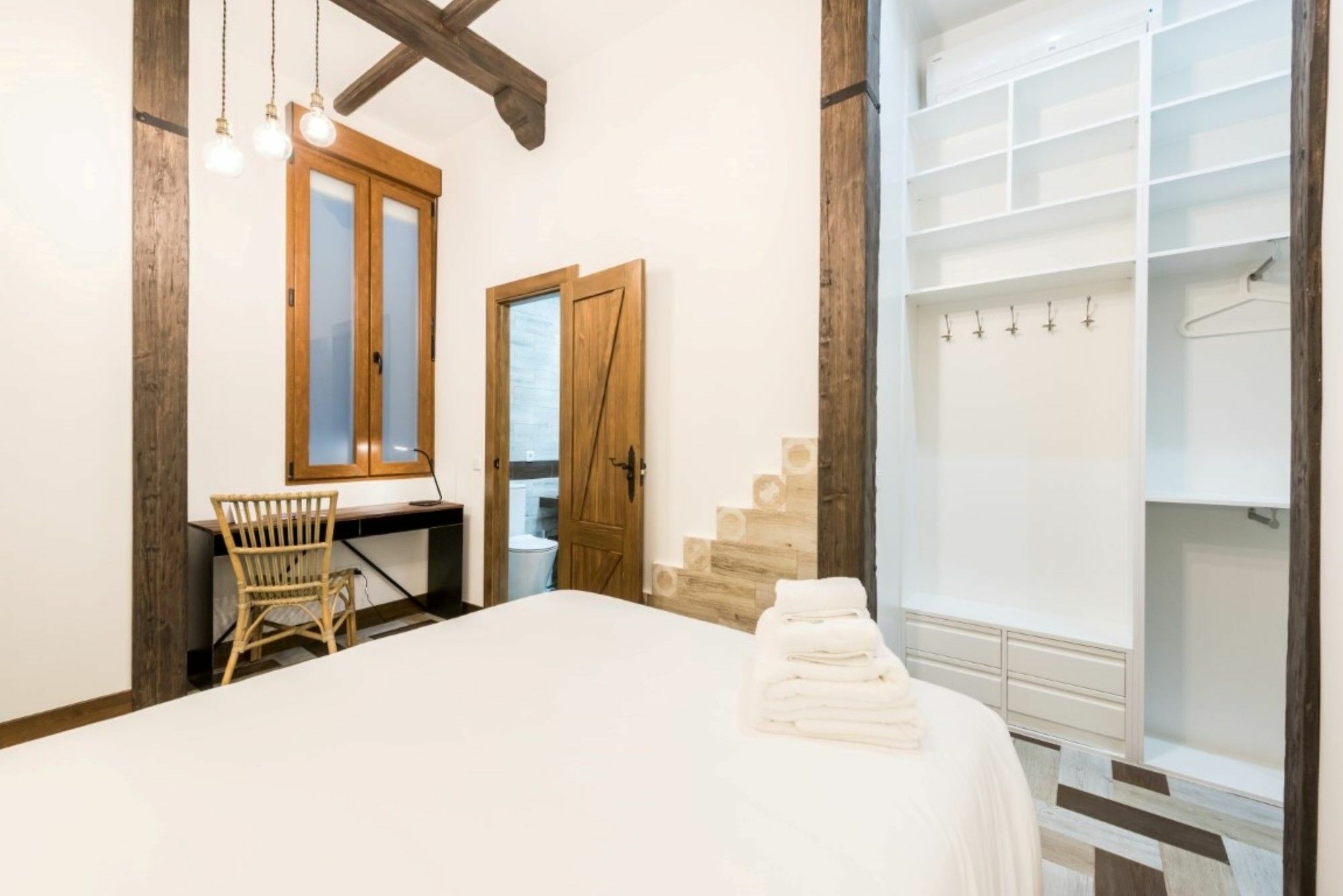 Pedro Zerolo Center Apartment