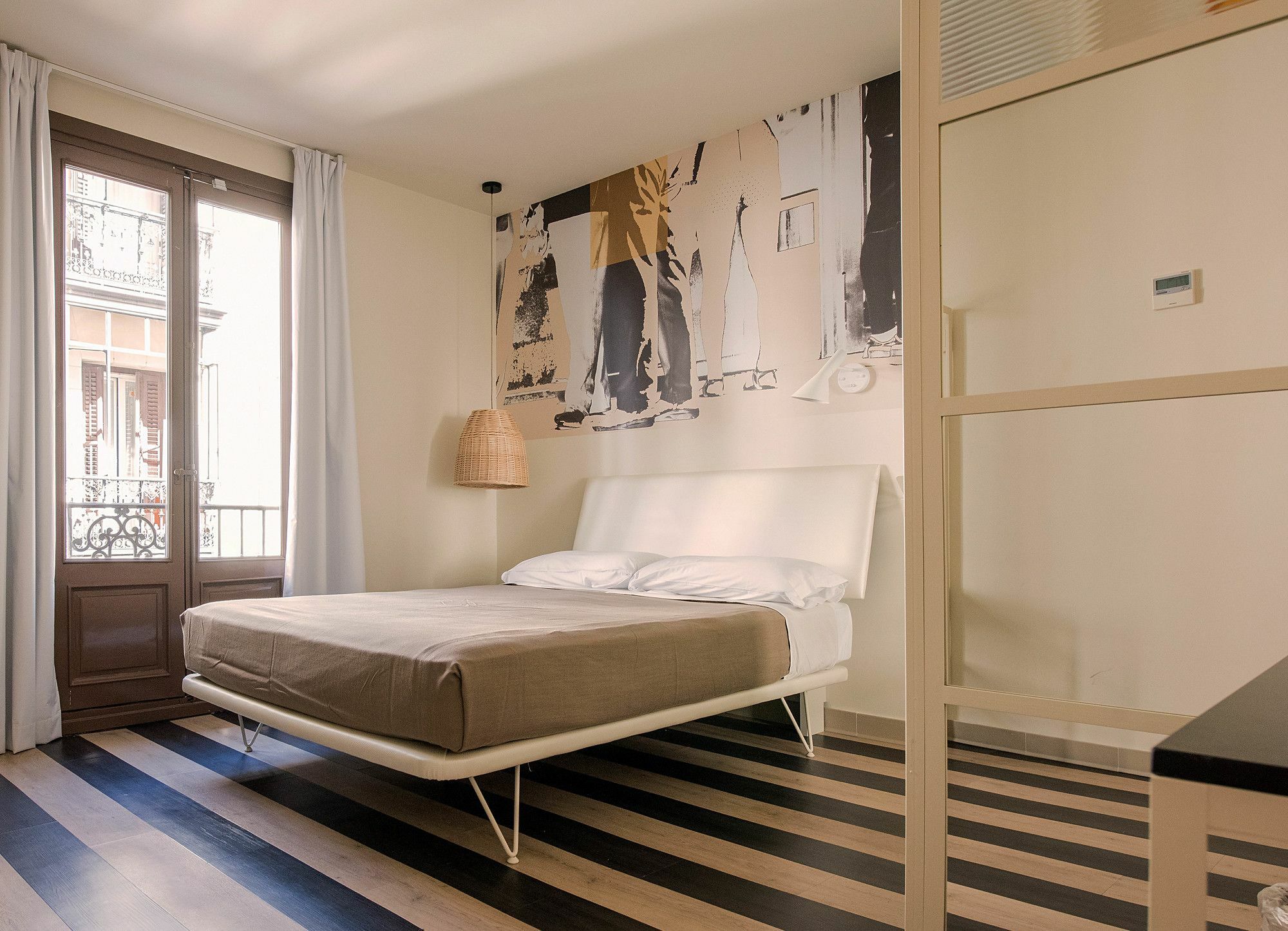 Room Select Sol Guest house Madrid
