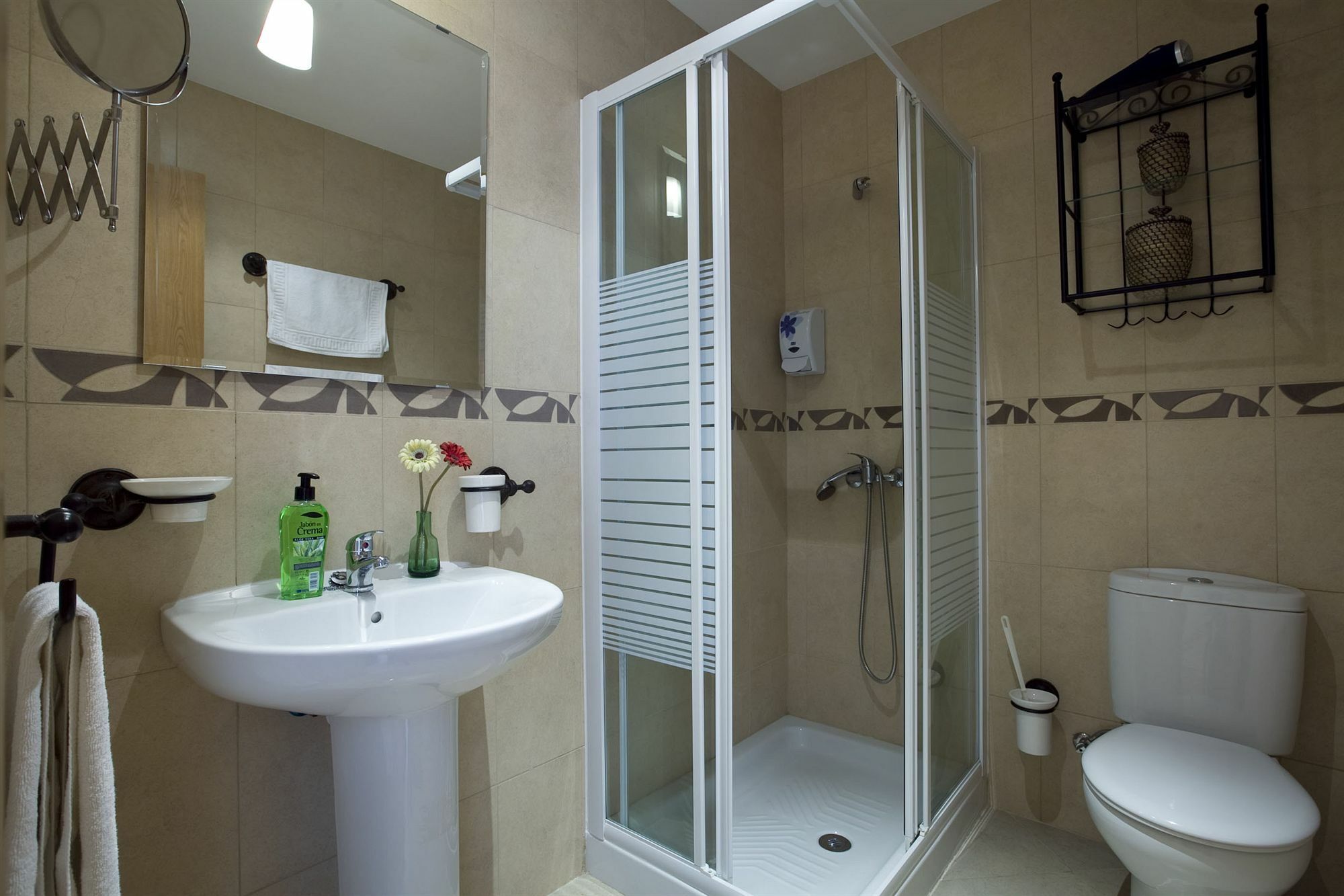 Apr Numancia Apartment *