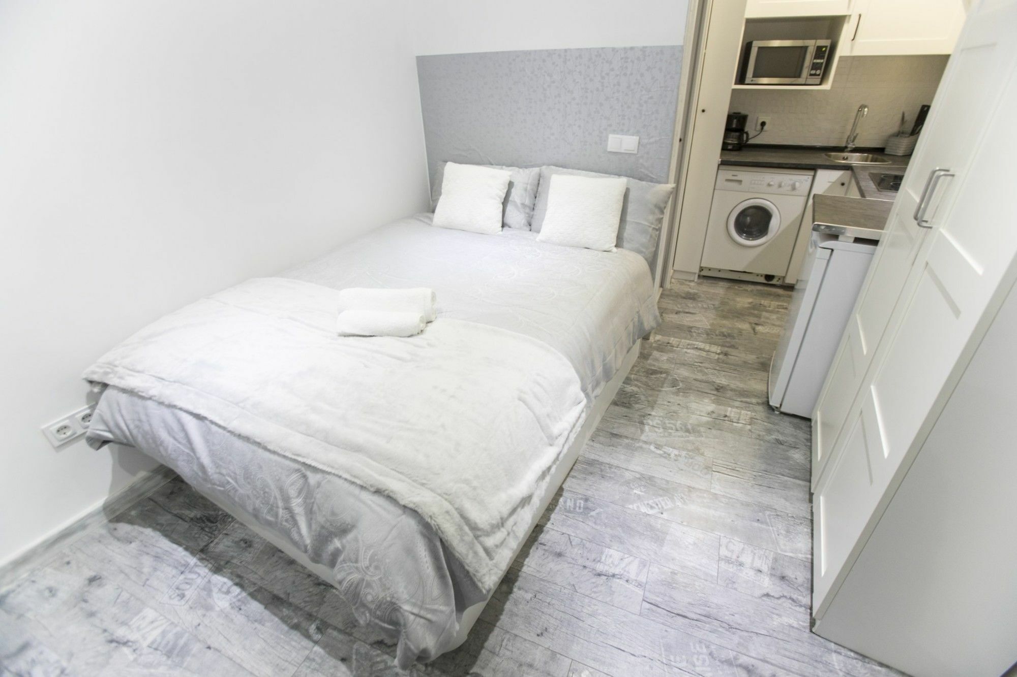 Apartment Forever Young Mediodia *