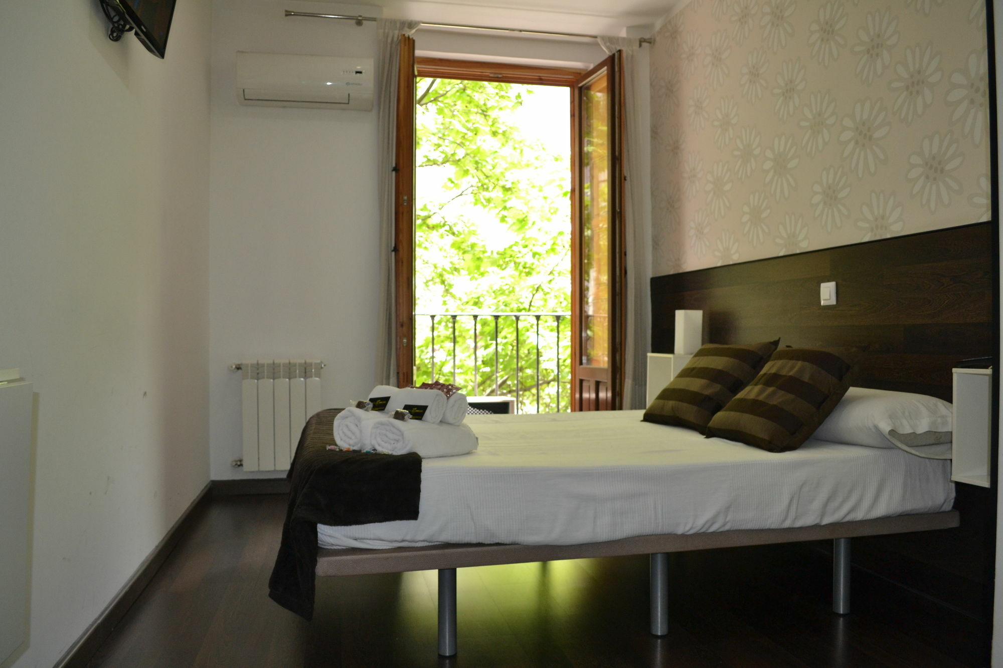 El Brezo Guest house Madrid