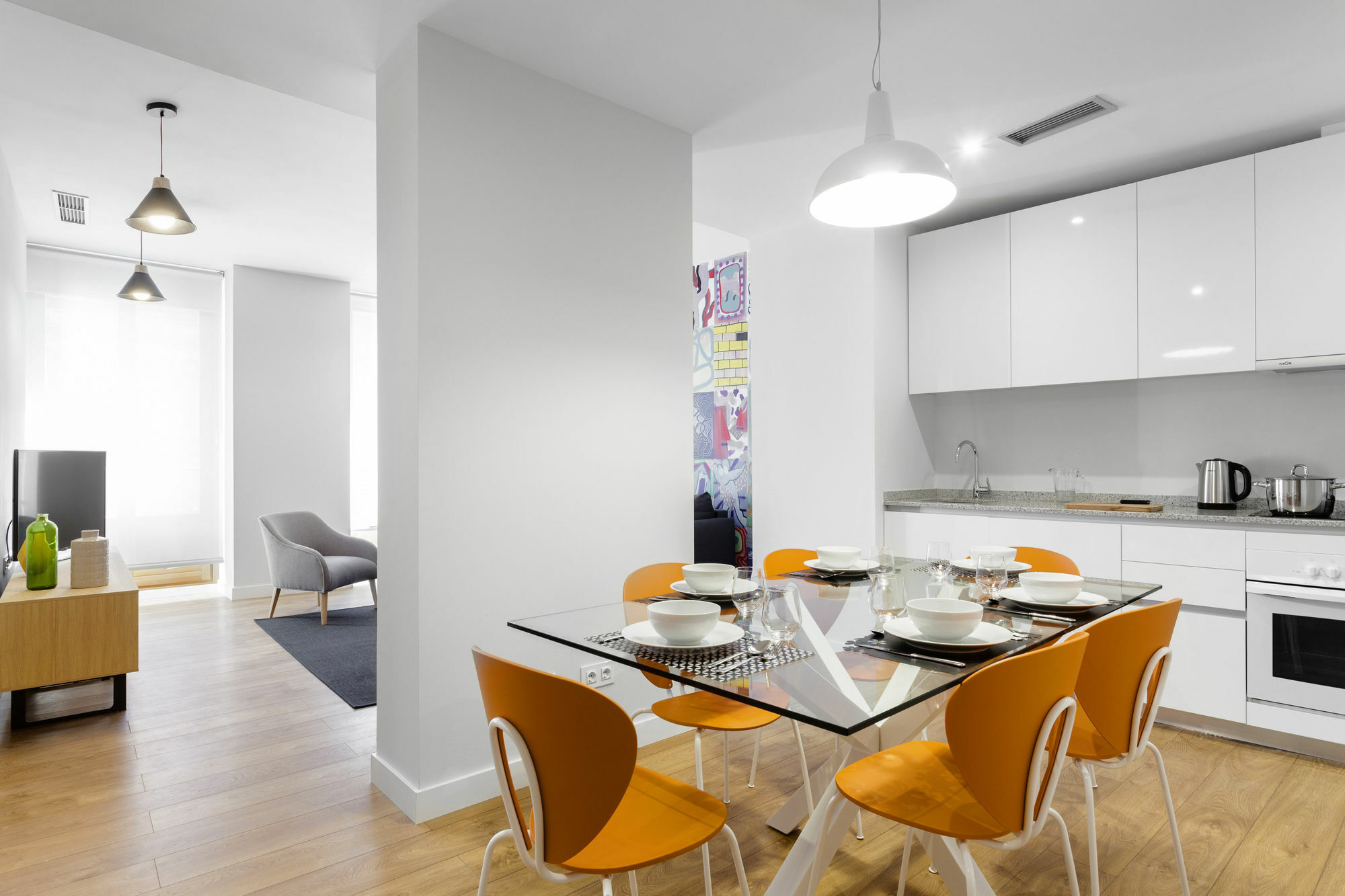 Art Apartment *