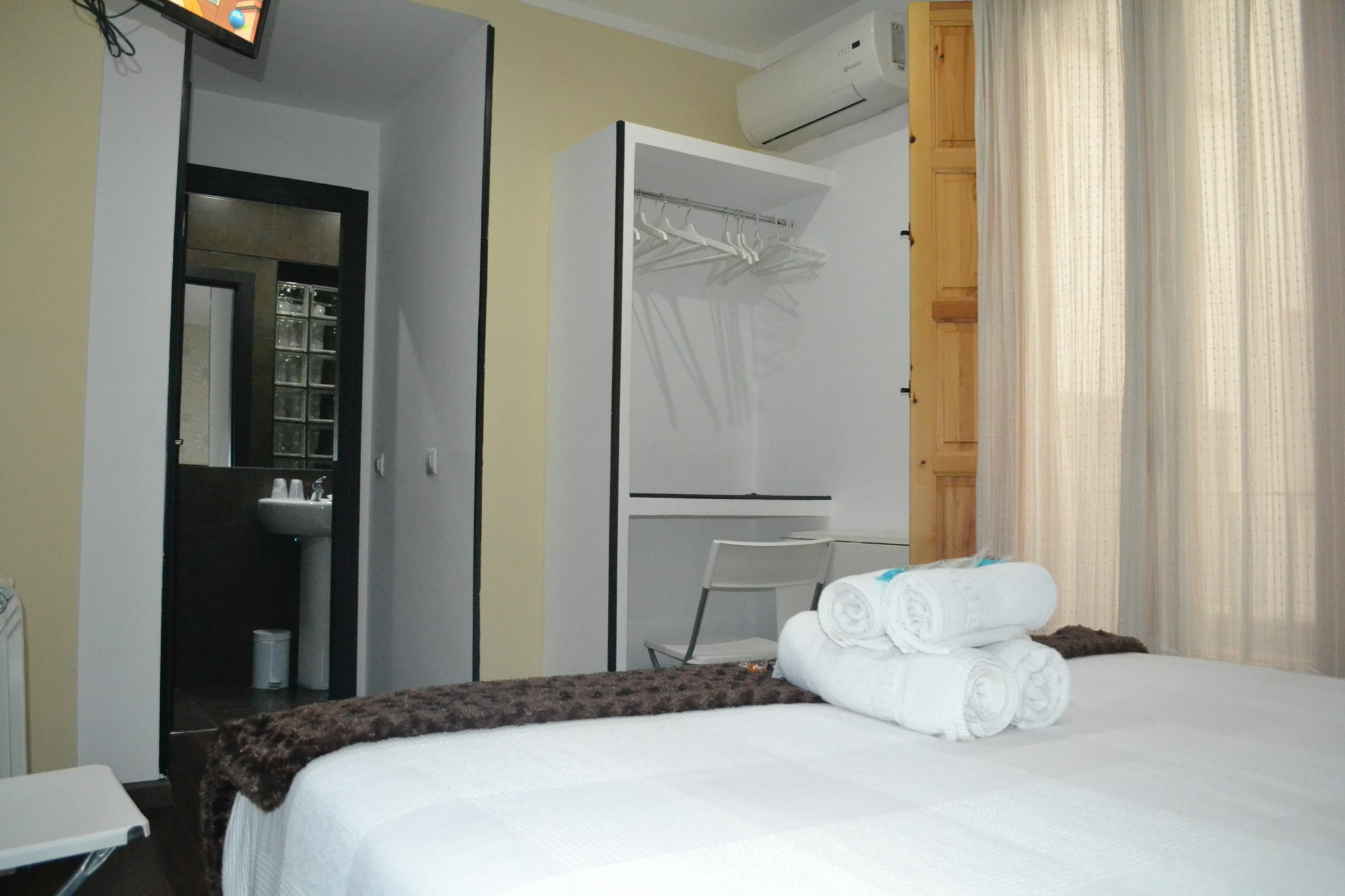 Guest house El Brezo 3*