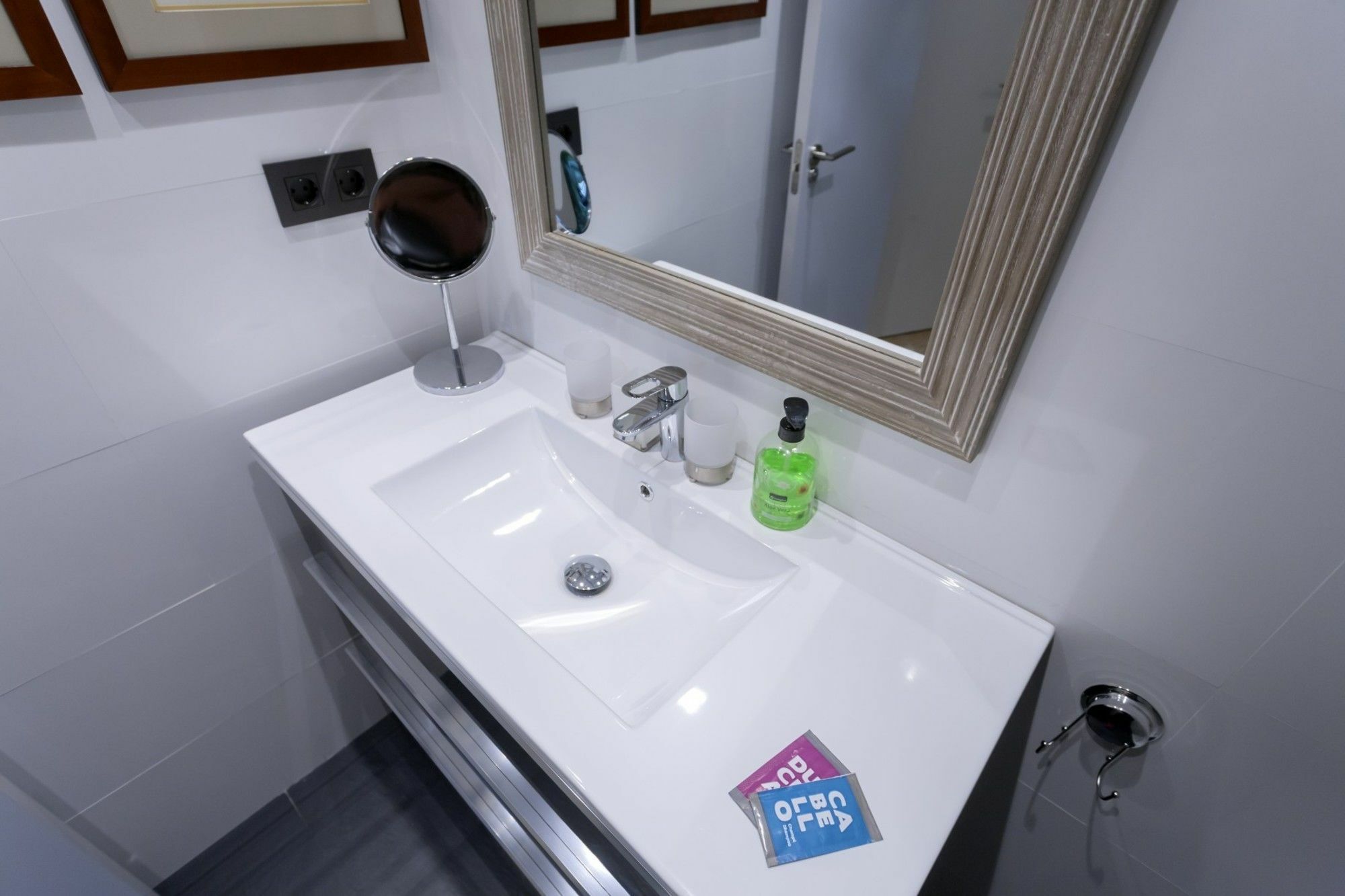 Forever Young Luxury Apartment *