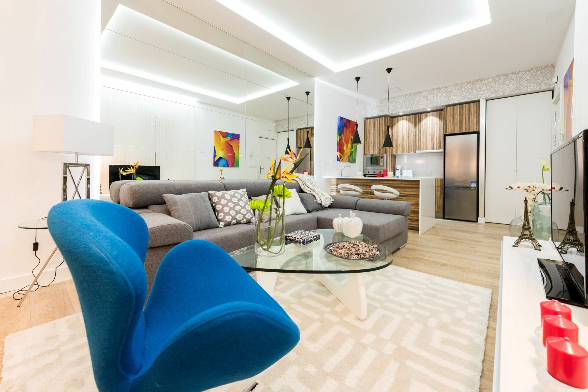 San Francisco Center Apartment
