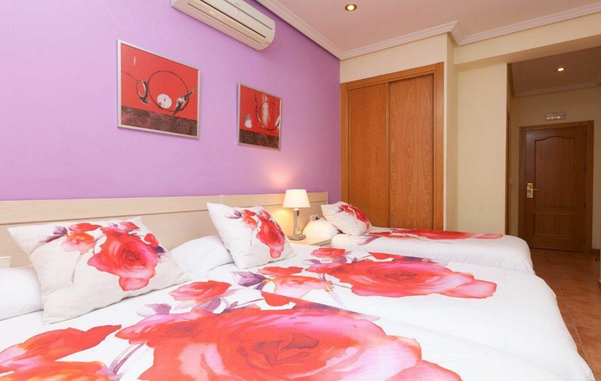 Luz Guest house 2*