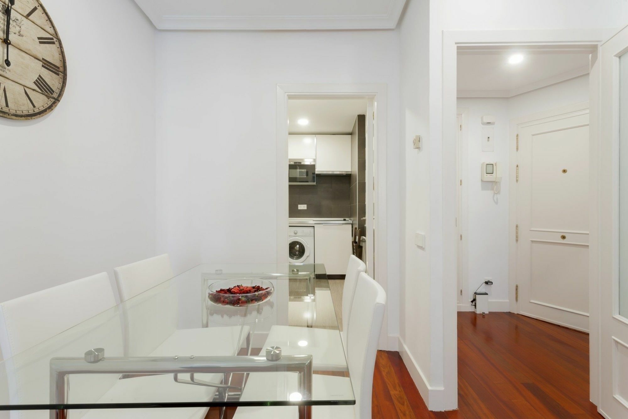 Apartment Forever Young Plaza Espana Ii