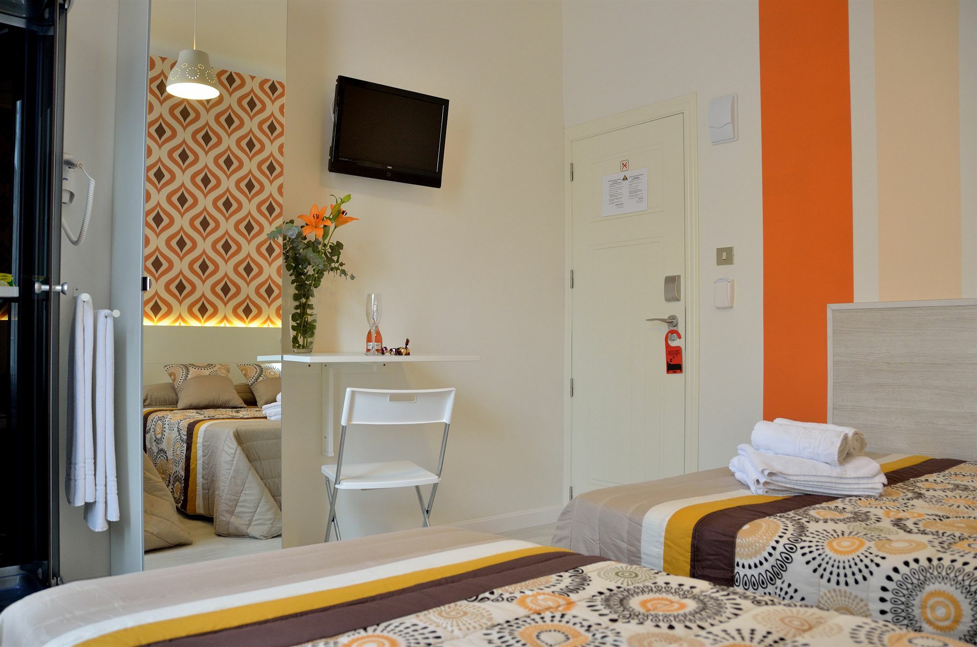 Far Plaza Mayor Hostel Madrid