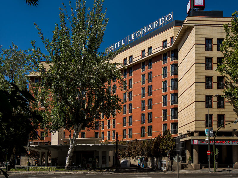 Hotel Leonardo City Center 3*
