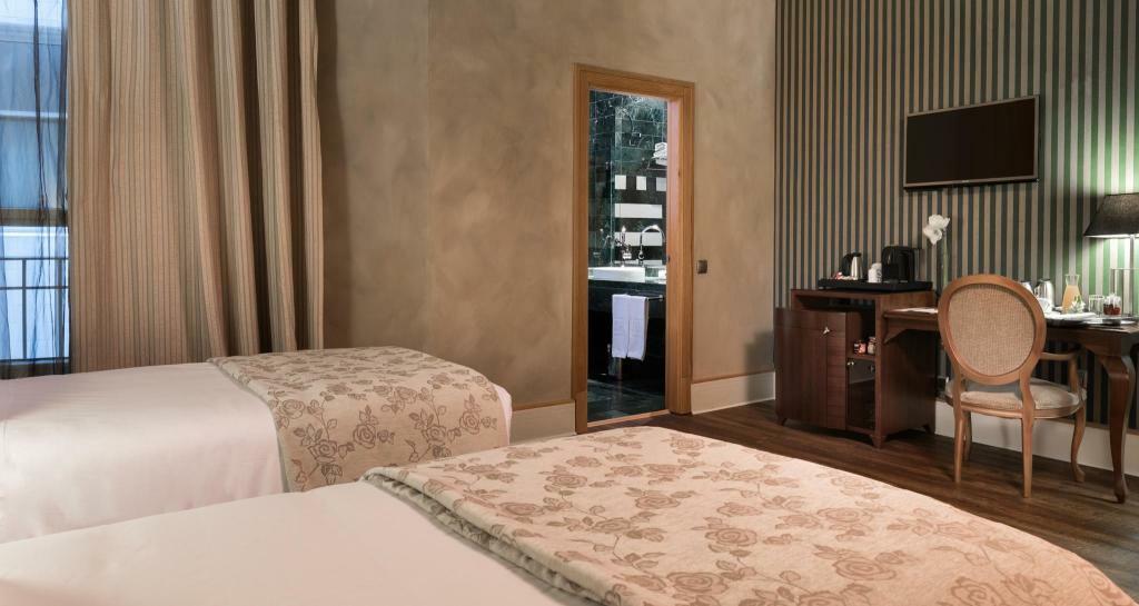 Nh Collection Paseo Del Prado Hotel
