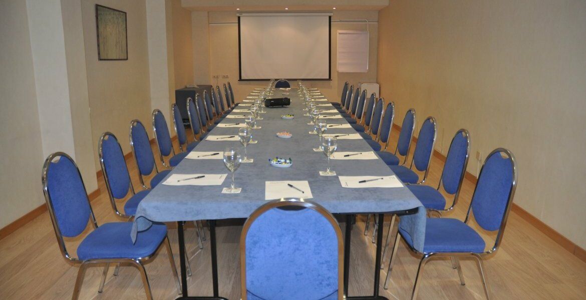 Hotel Infanta Mercedes