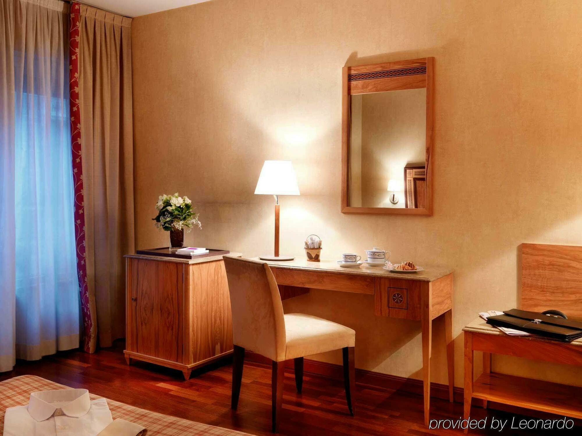 Eurostars Gran Via Hotel 4*