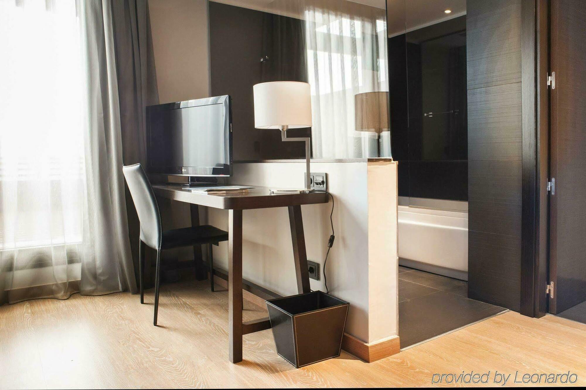 Hotel Exe Moncloa 4*