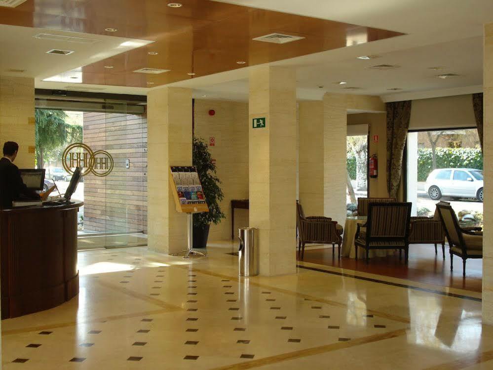 Hotel Osuna 4*
