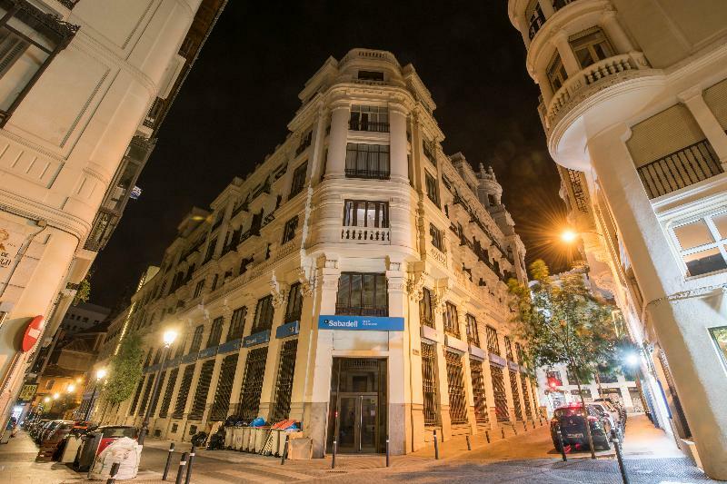 Room00 Gran Via *