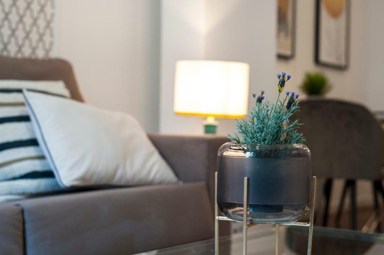 Apartamento Plaza Espana - Ubicacion Privilegiada Con Estilo Unico *
