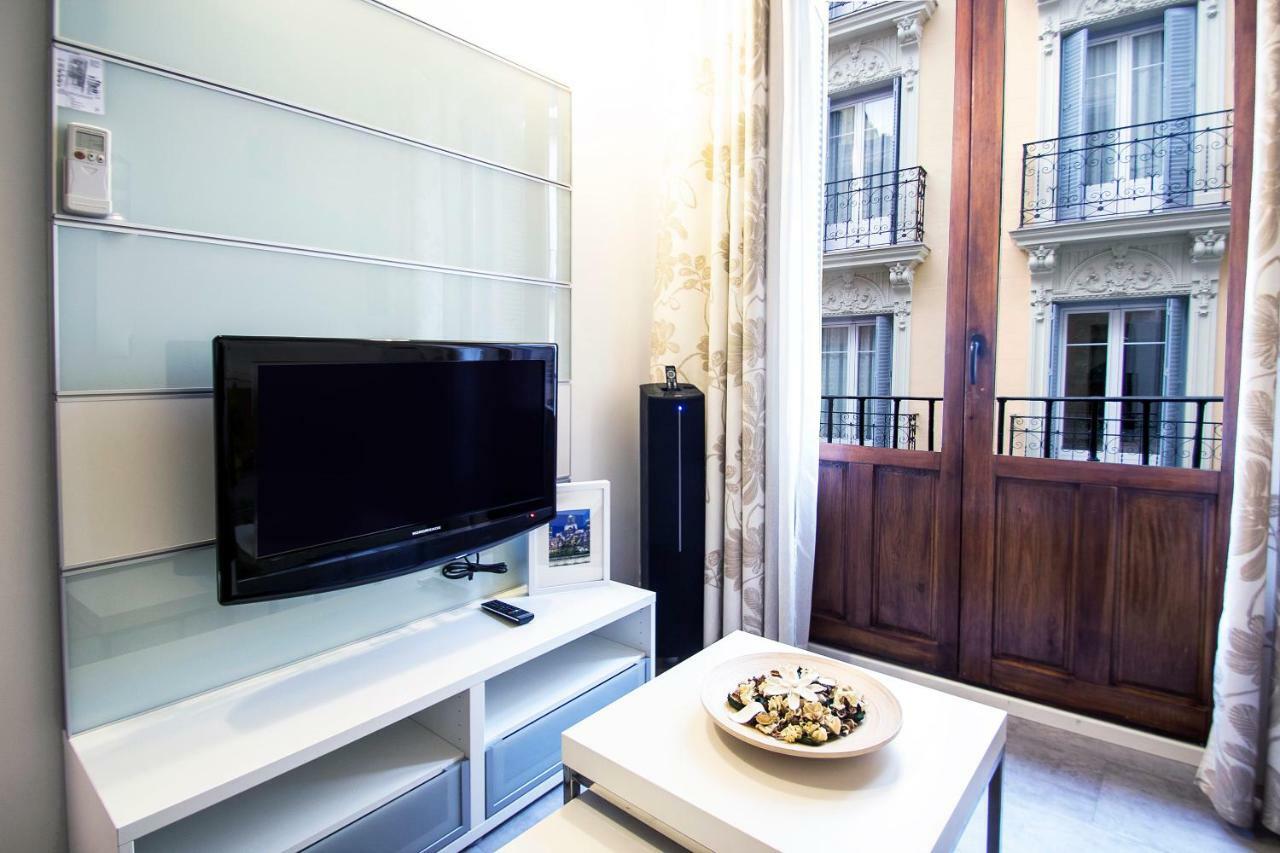 Apartment Loft Letras *
