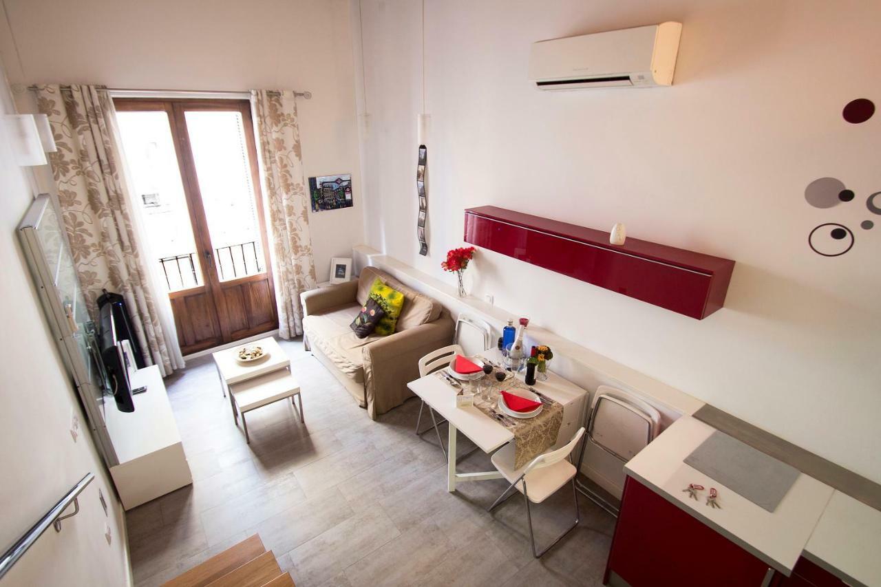 Apartment Loft Letras *