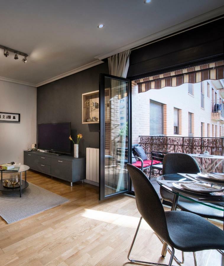 Premium Luxury Center Apartment *