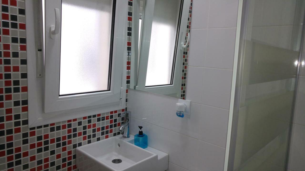 Usera Aparthotel