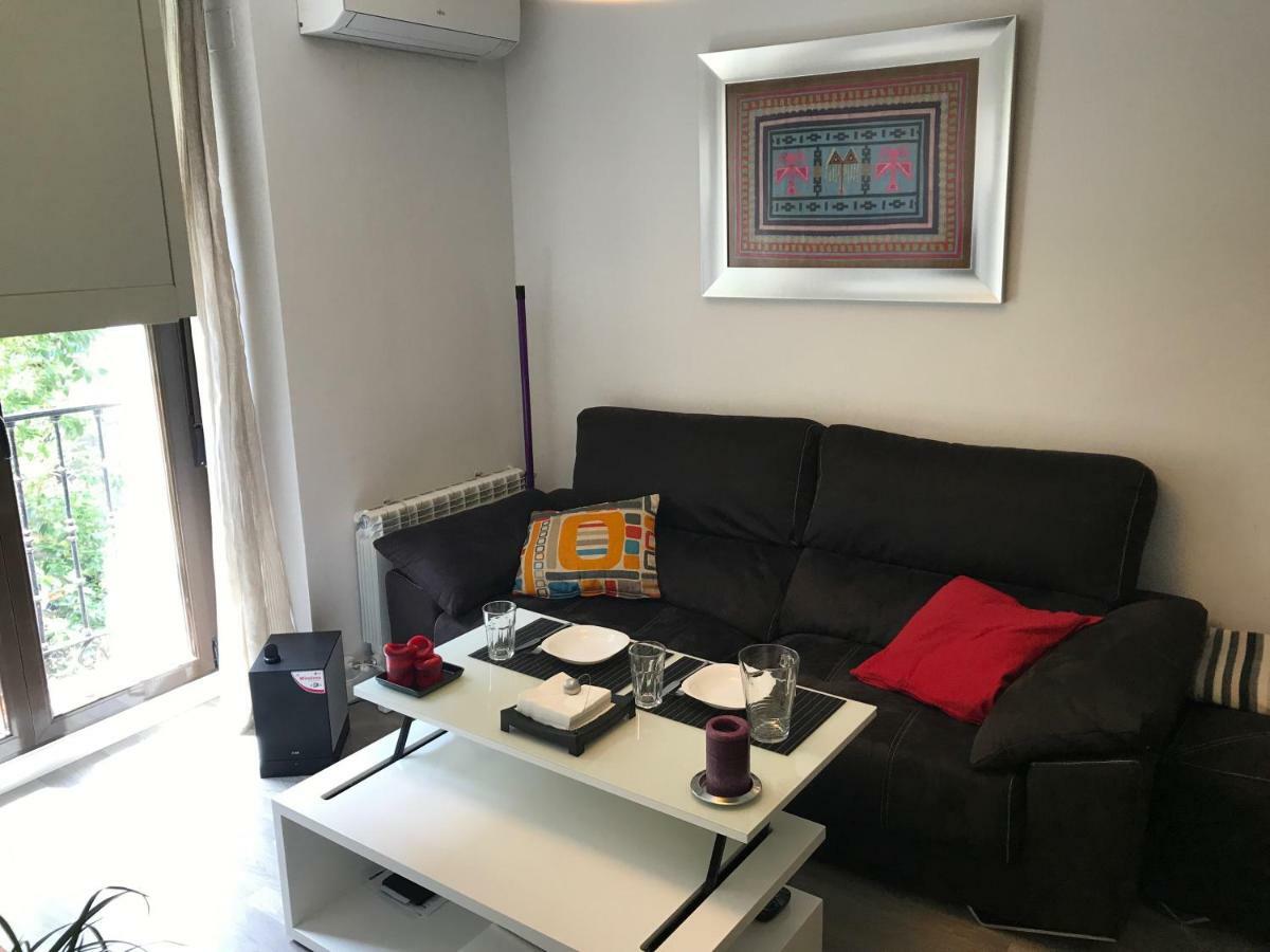 Moderno Centro Apartment