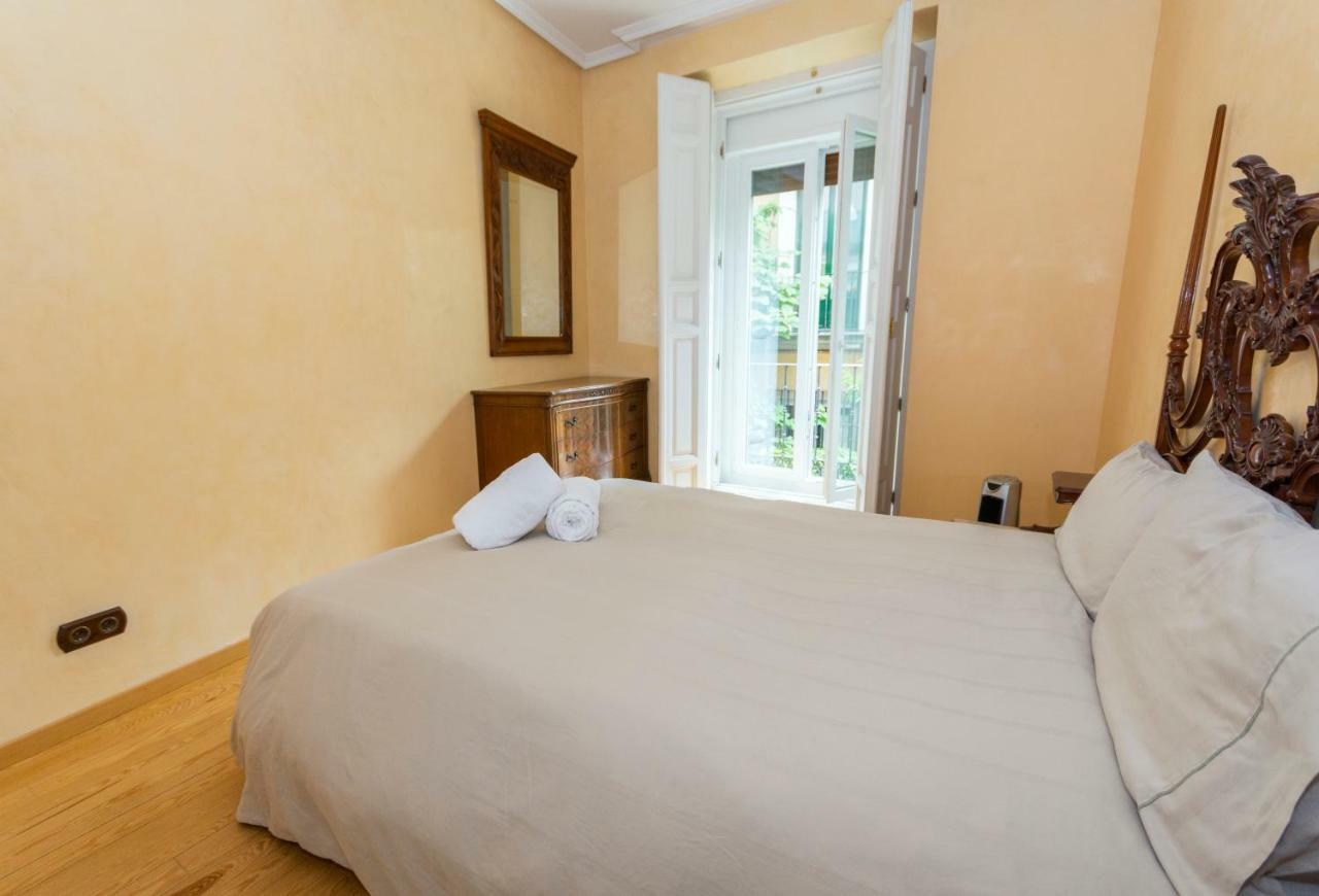 Calle Huertas Apartment