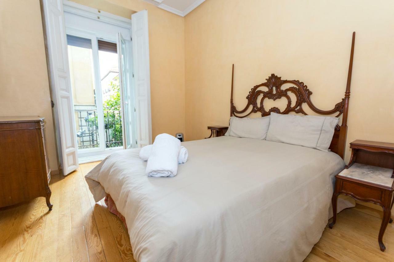 Calle Huertas Apartment