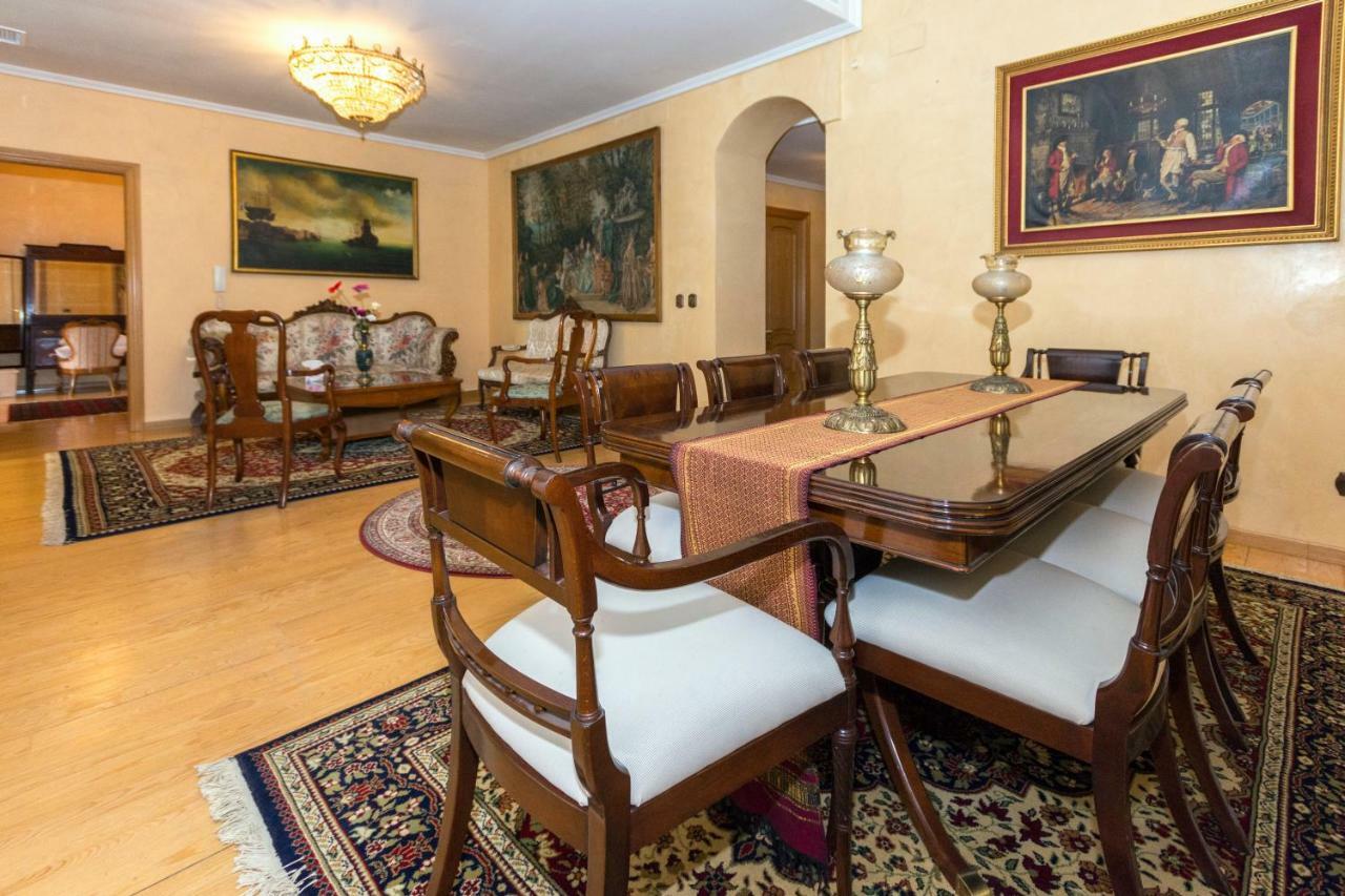 Calle Huertas Apartment *