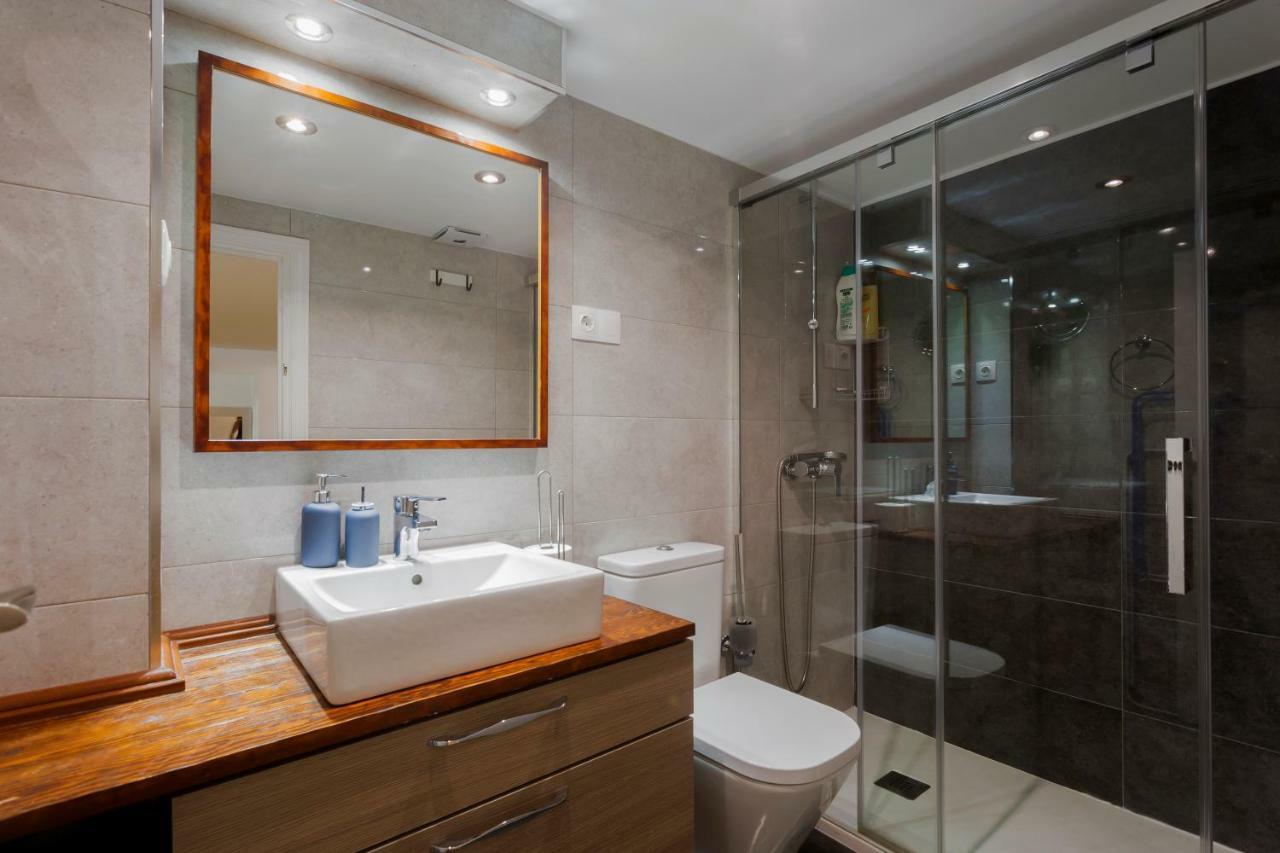 Dobohomes - Bolsa Madri