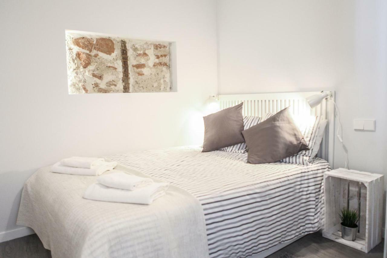 Stylish Apts Center Malasana- 1, 2 & 3 Bedroom Flats In Same Building *