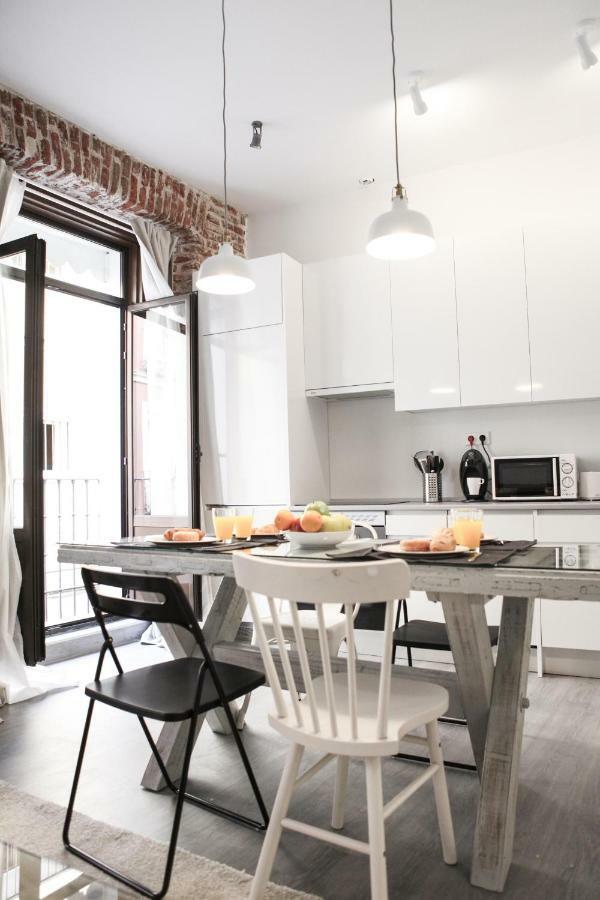 Stylish Apts Center Malasana- 1, 2 & 3 Bedroom Flats In Same Building