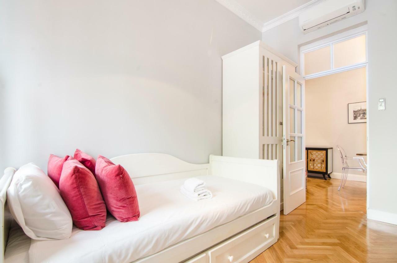 Minty - Atocha 4 Bd Apartment *