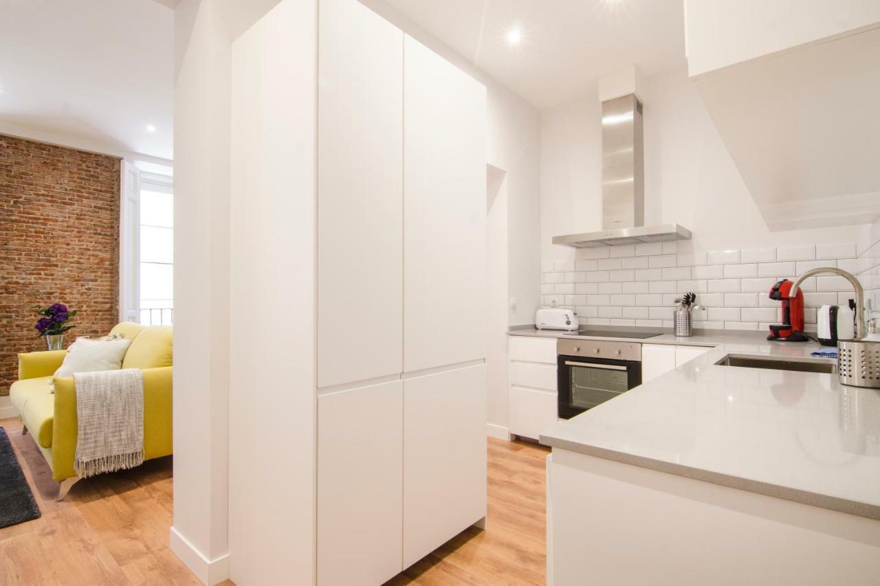 Apartment Renovated And Modern- 3bd 2bth- Anton Martin Madrid