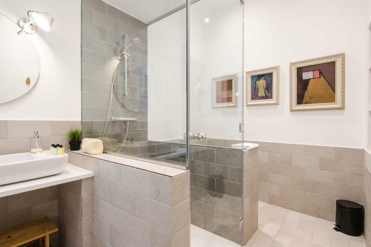 Renovated And Modern- 3bd 2bth- Anton Martin Apartment *