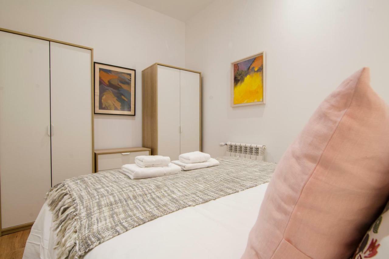 Renovated And Modern- 3bd 2bth- Anton Martin Apartment *