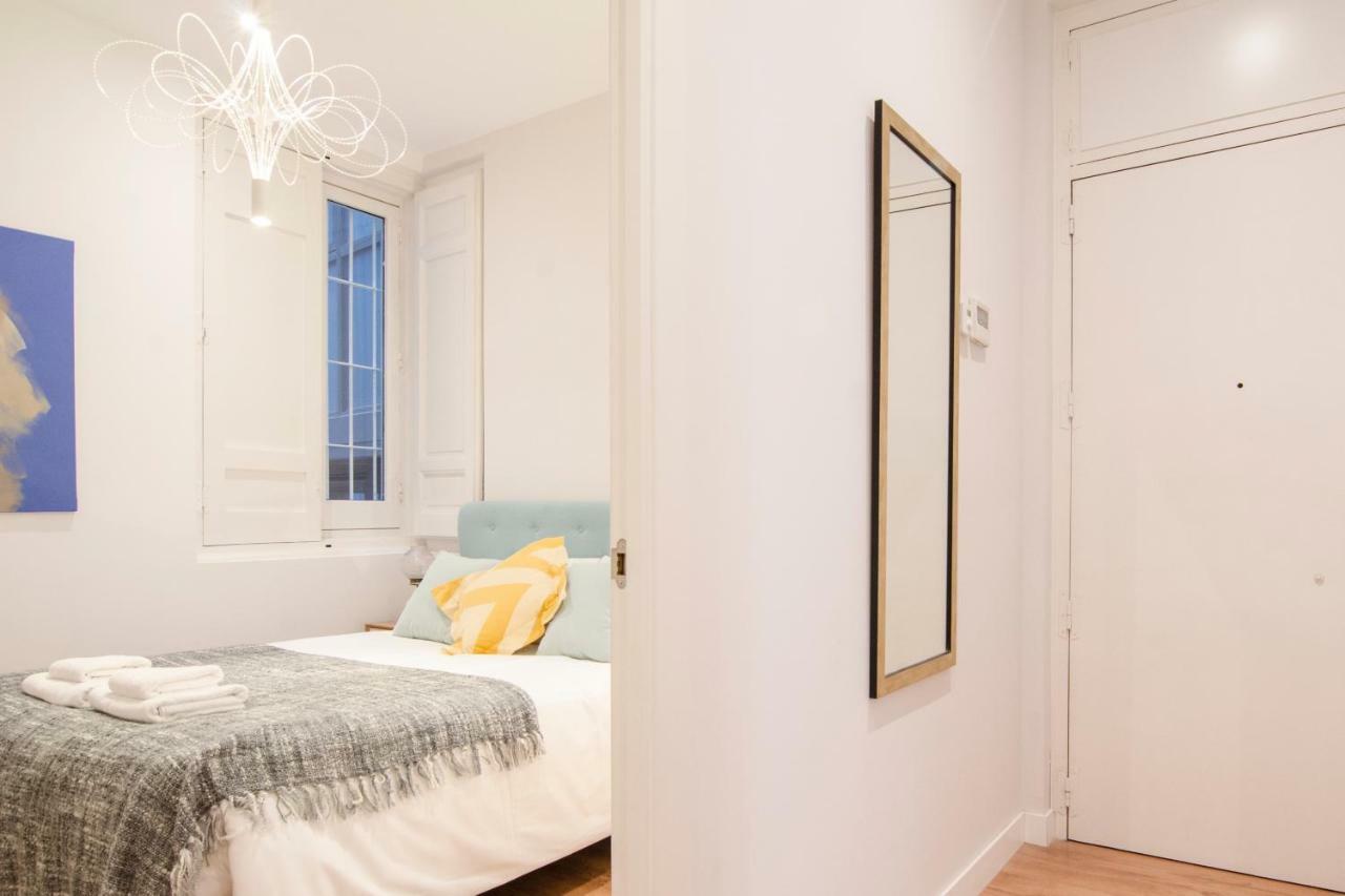 Renovated And Modern- 3bd 2bth- Anton Martin Apartment Madrid