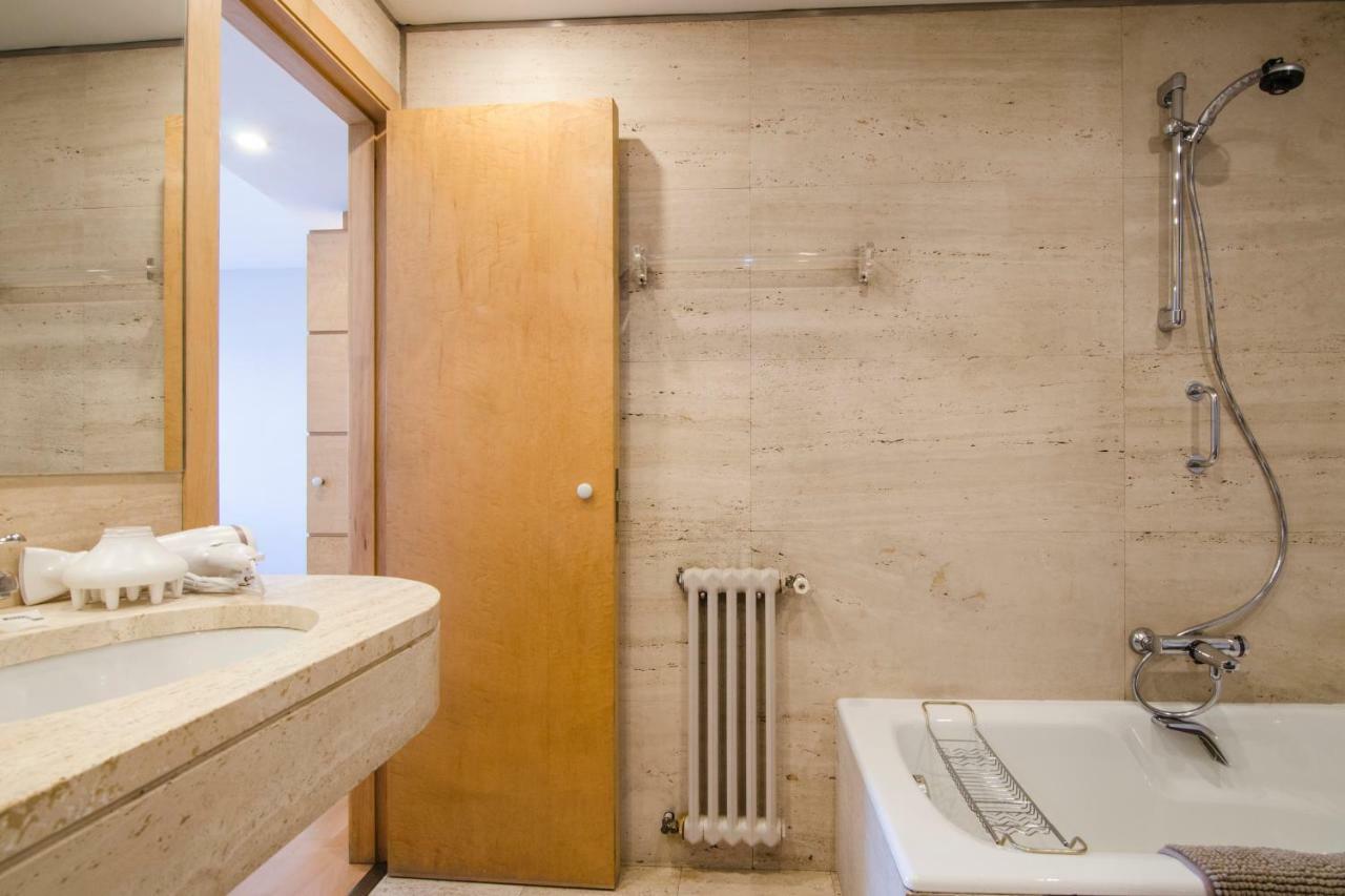 Apartment Santa Cruz De Marcenado 4 Madrid