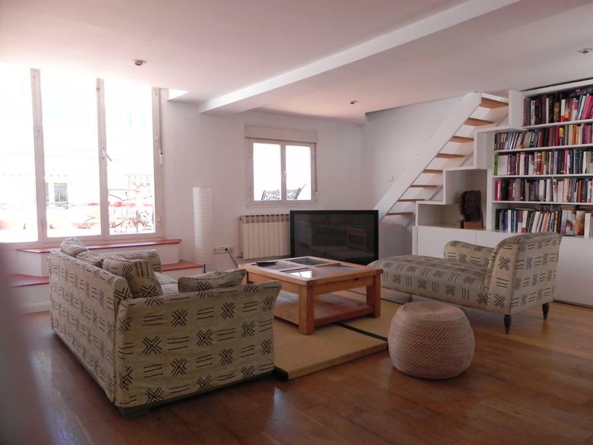Romantic Terrace Apartment