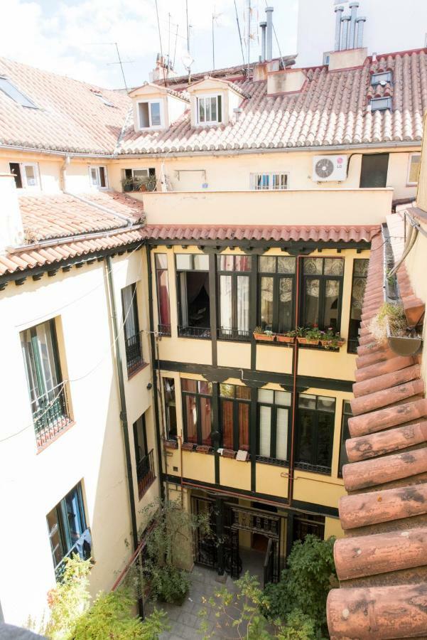 Apartment En Las Nubes De Atico En Calle Fuencarral Fnc22a1 Madrid