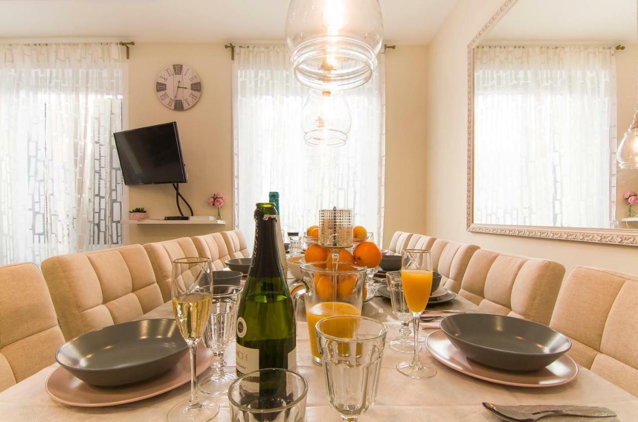 Sol Luxury Suites Lejlighed *