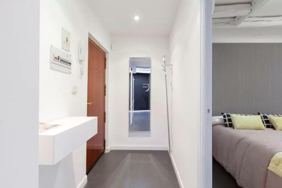Cute In The Heart Of Apartment *
