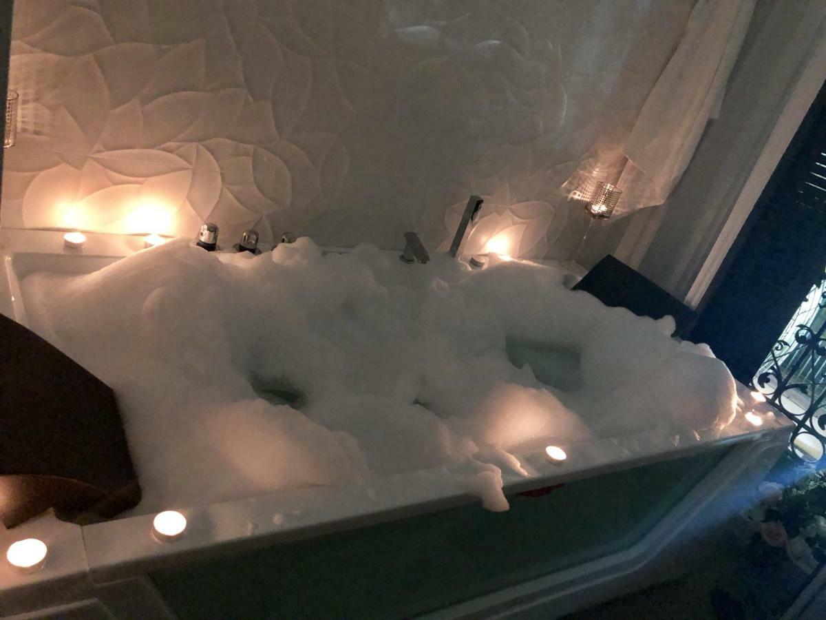 Sol Luxury Suites Lejlighed Madrid