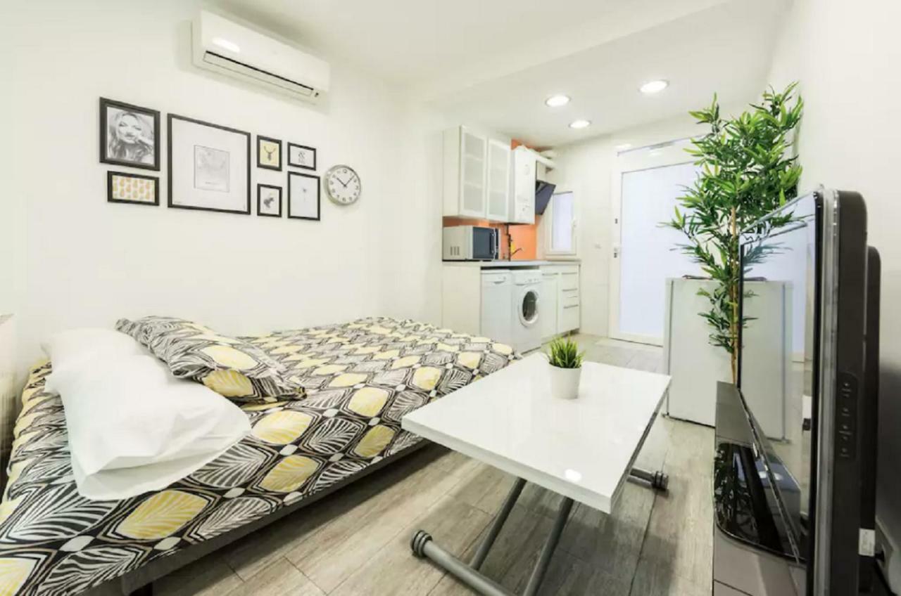 Tirso De Molina Apartment *